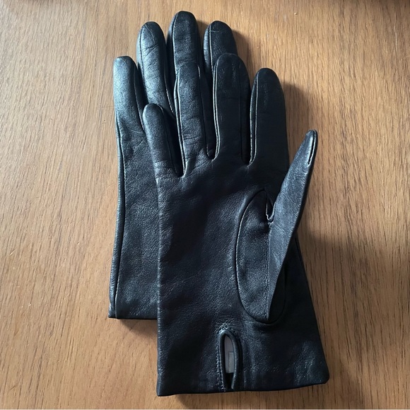 HOST PICK⭐️NWOT Country Road Leather Gloves 🖤 Black - Picture 6 of 8